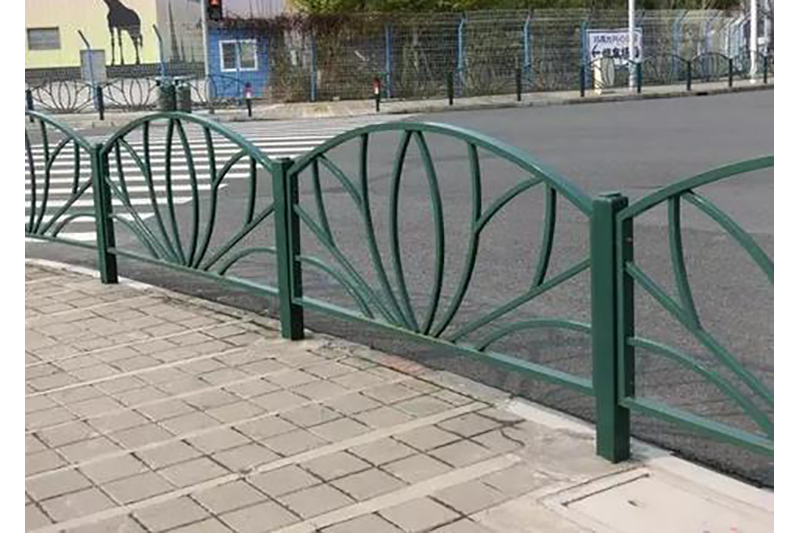 機非隔離護(hù)欄